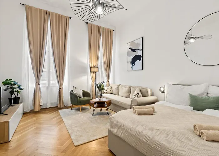 Daire Roomy 2br - U6 Metro Nearby Viyana